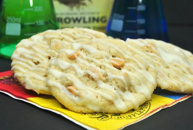 Butterbeer cookies inspired by the Harry Potter series are delicious!